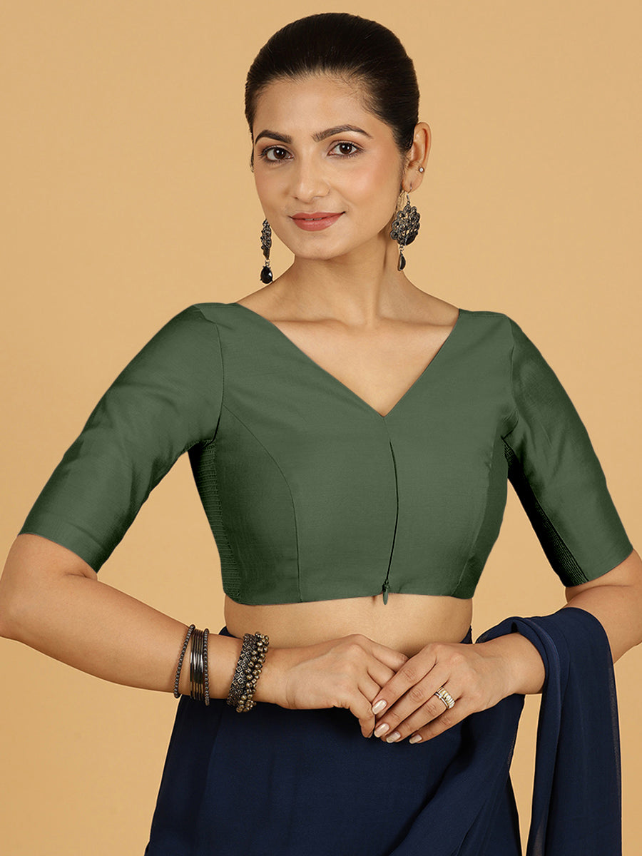 Vedika x Rozaana Saree Blouse, in Green Viscose, featuring elbow sleeves and v-neckline, made for daily & work (view 7).