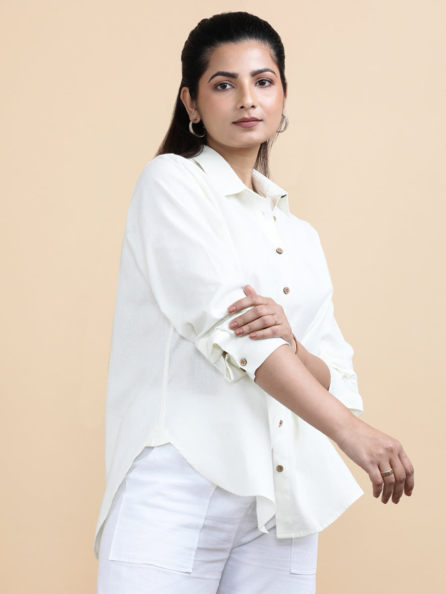 Cecilia x Soma Shirt, in White 70% Cotton 30% Linen, featuring full sleeves and regular collar neckline (view 7).