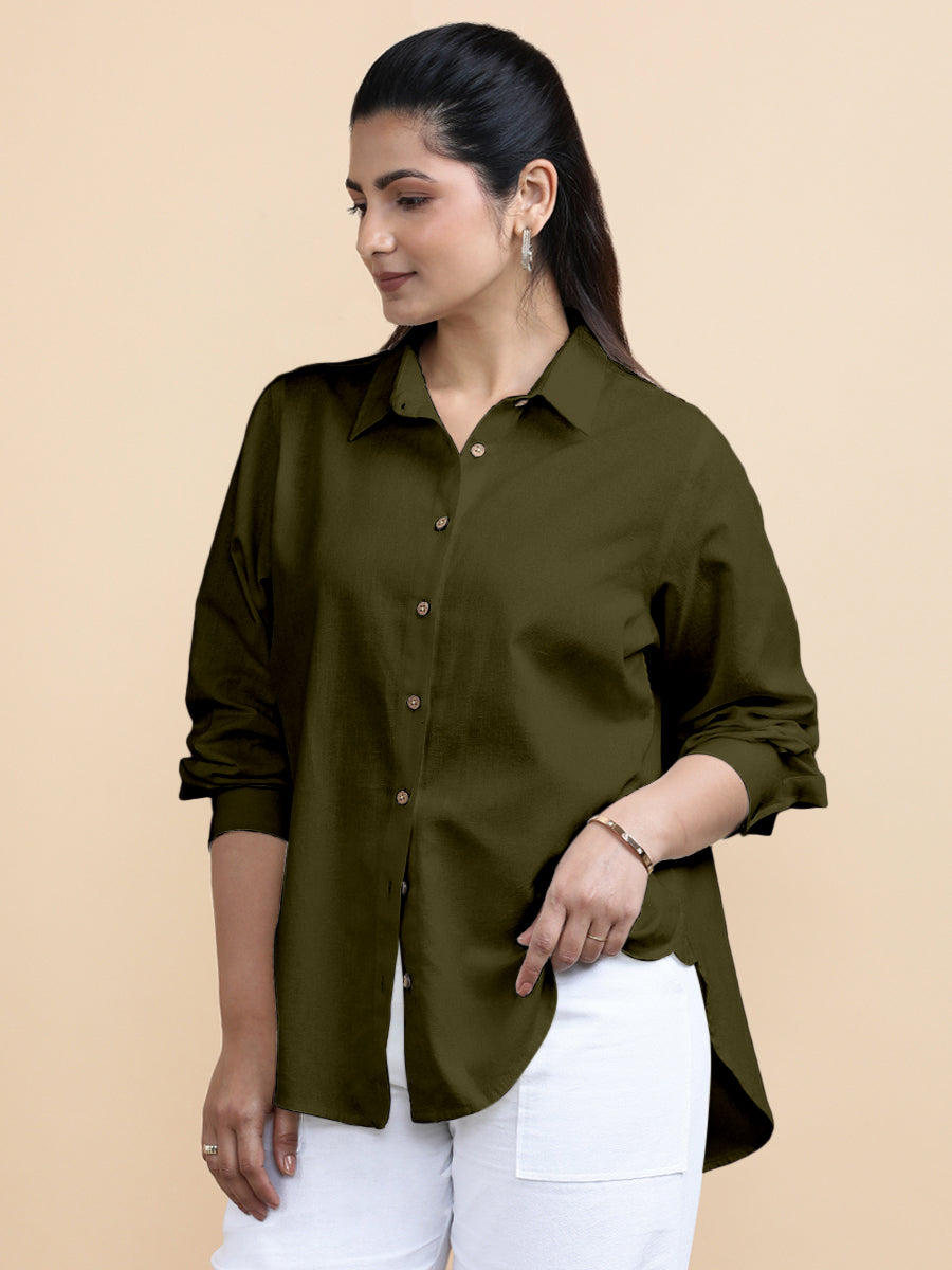 Cecilia x Soma Shirt, in Green 70% Cotton 30% Linen, featuring full sleeves and regular collar neckline (view 5).