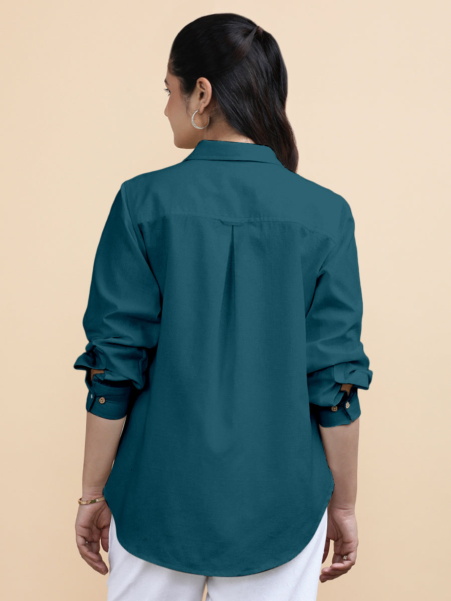 Cecilia x Soma Shirt, in Blue 70% Cotton 30% Linen, featuring full sleeves and regular collar neckline (view 2).