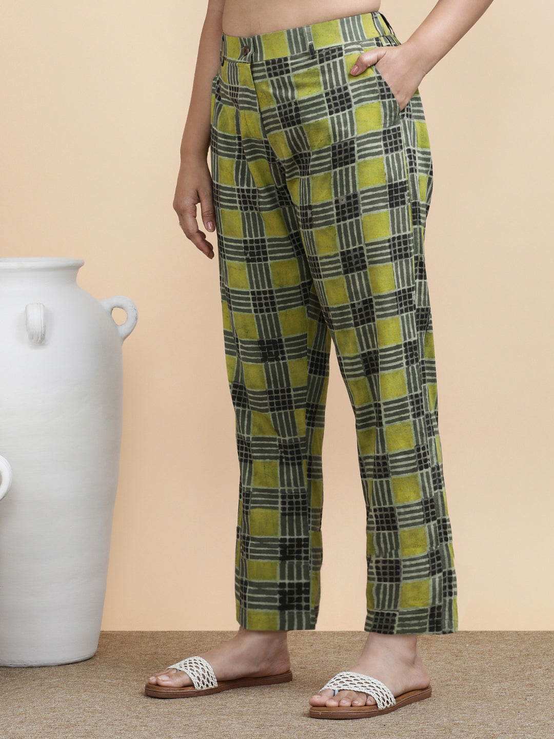 Tess x Soma Trouser, in Green 100% Cotton, made for daily & work (view 5).