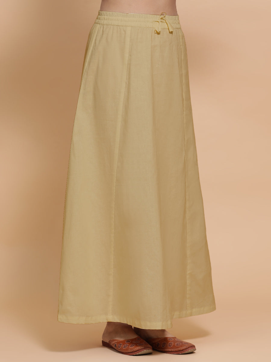 Petticoat/Underskirt for Sarees in Ecru Beige Linen, in Beige 70% Cotton 30% Linen, made for daily & work (view 5).