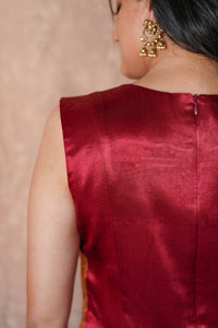  Gulnaaz x Tyohaar | Red Mashru Silk Panelled Kurta with Crushed Gota Detailing_6