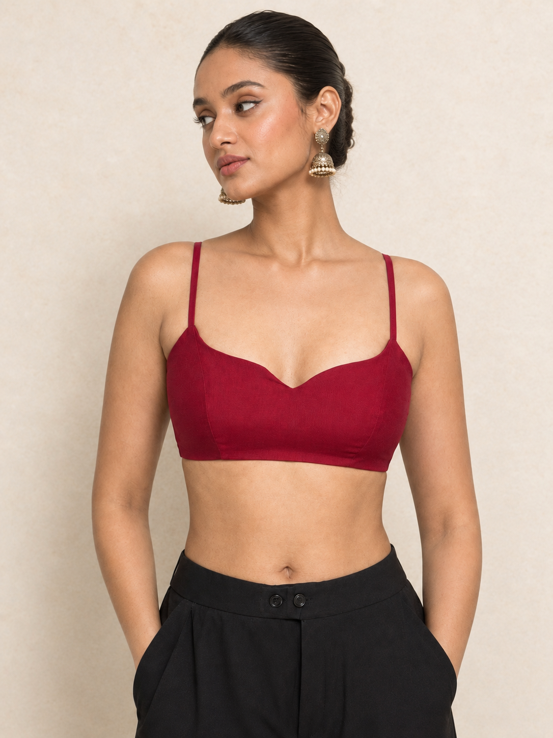 Laari | Sleeveless Green-Crimson Red SculptFit™ Jacket-Blouse