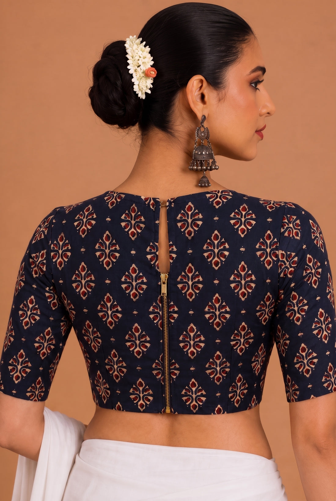 Yamini | Elbow Sleeve Blue Floral Butta cotton SculptFit™ Saree Blouse