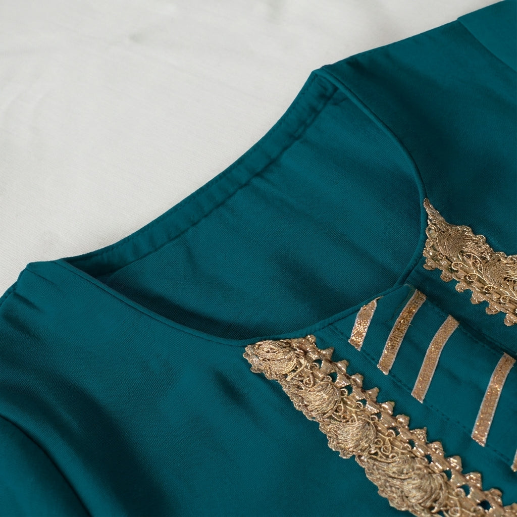 Afiya x Tyohaar | Crystal Teal Solid Viscose Straight Kurta & Pant Set