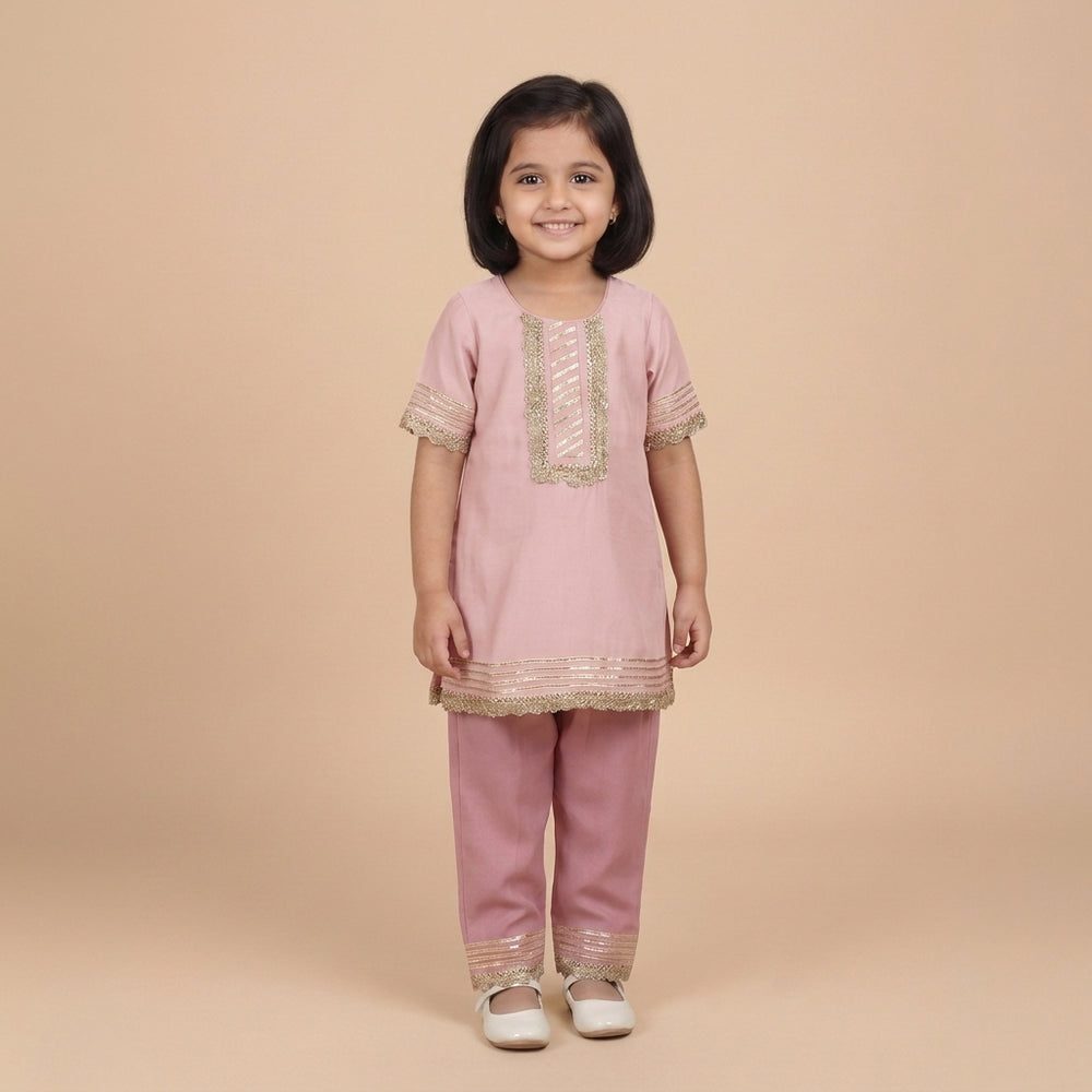 Afiya x Tyohaar | Lilac Solid Viscose Straight Kurta & Pant Set
