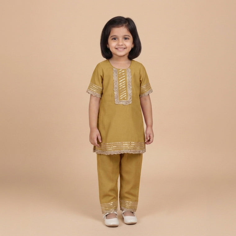 Afiya x Tyohaar | Dijon Mustard Solid Viscose Straight Kurta & Pant Set