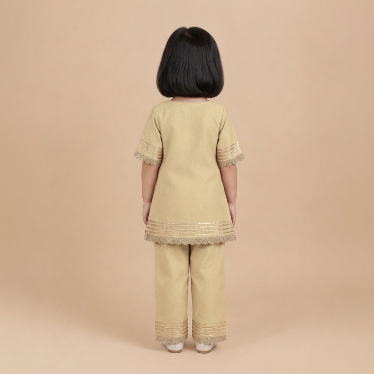 Afiya x Tyohaar | Ivory Solid Viscose Straight Kurta & Pant Set