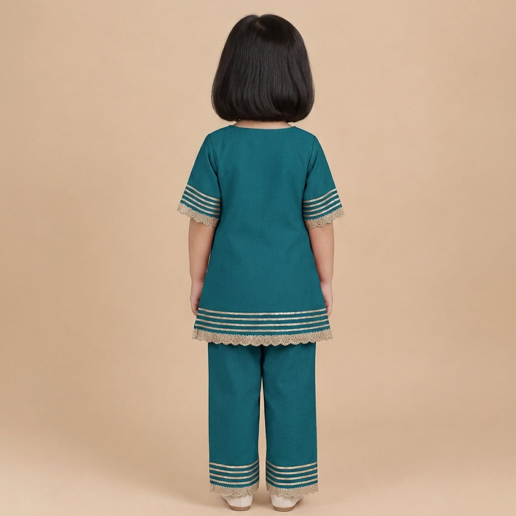 Afiya x Tyohaar | Crystal Teal Solid Viscose Straight Kurta & Pant Set