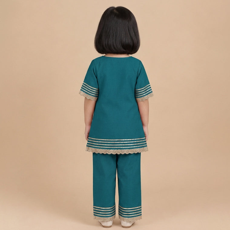 Afiya x Tyohaar | Crystal Teal Solid Viscose Straight Kurta & Pant Set