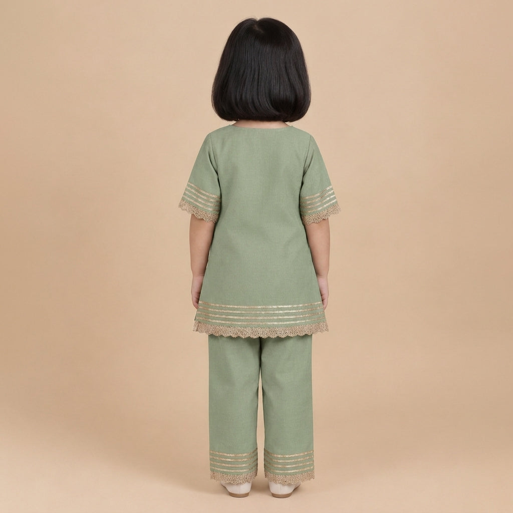 Afiya x Tyohaar | Mint Green Solid Viscose Straight Kurta & Pant Set