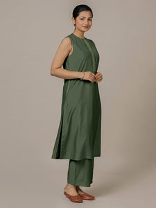 Adah x Rozaana | A Line Kurta in Pine Green with Thread Work | Coords or Only Kurta