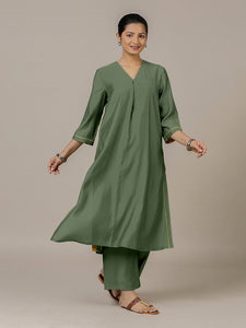 Alisha x Rozaana | A Line Kurta in Hunter Green with Thread Work | Coords or Only Kurta