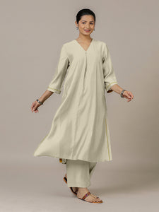 Alisha x Rozaana | A Line Kurta in Ivory with Thread Work | Coords or Only Kurta