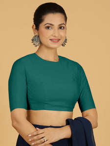 Amisha x Rozaana | Elbow Sleeves Saree Blouse in Peacock Green