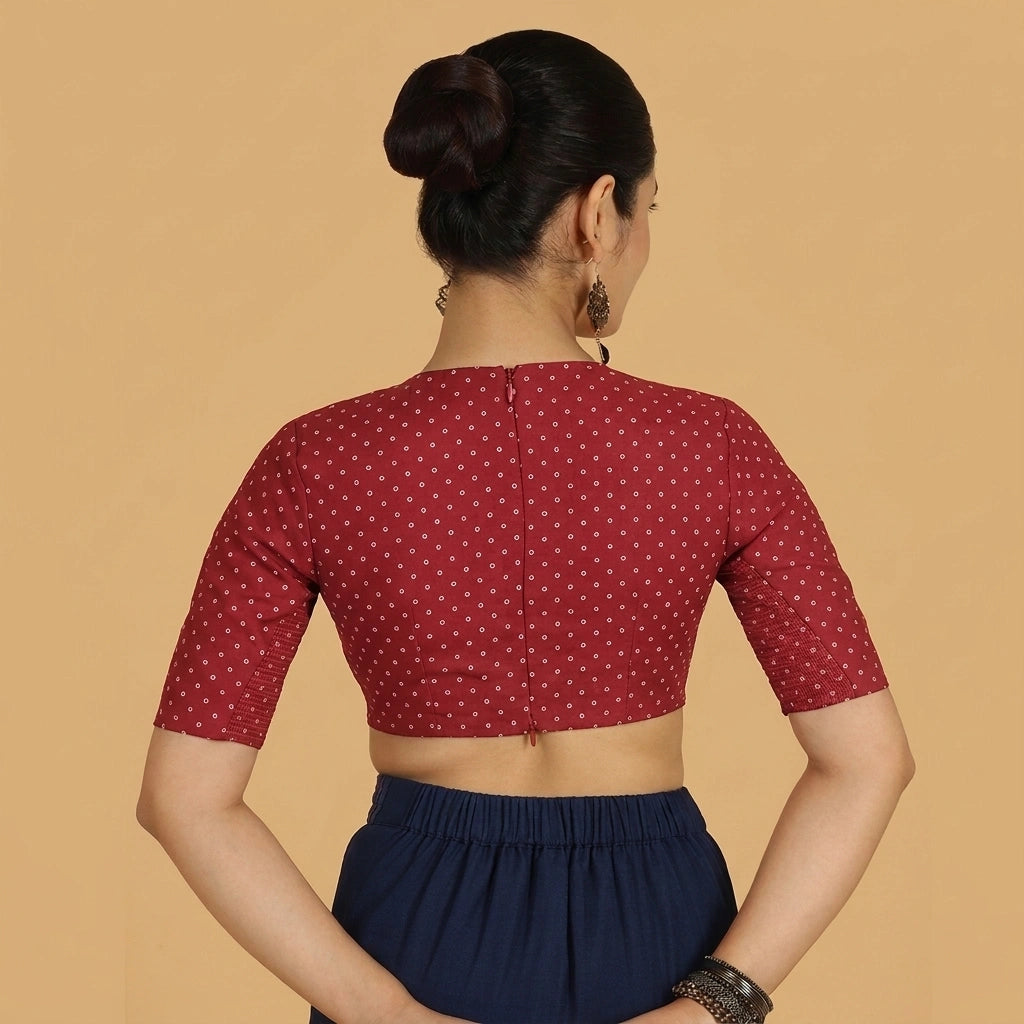 Kasavu-Kit Kasavu Saree with Bindu Elbow Sleeve blouse in Red Foil Chandheri