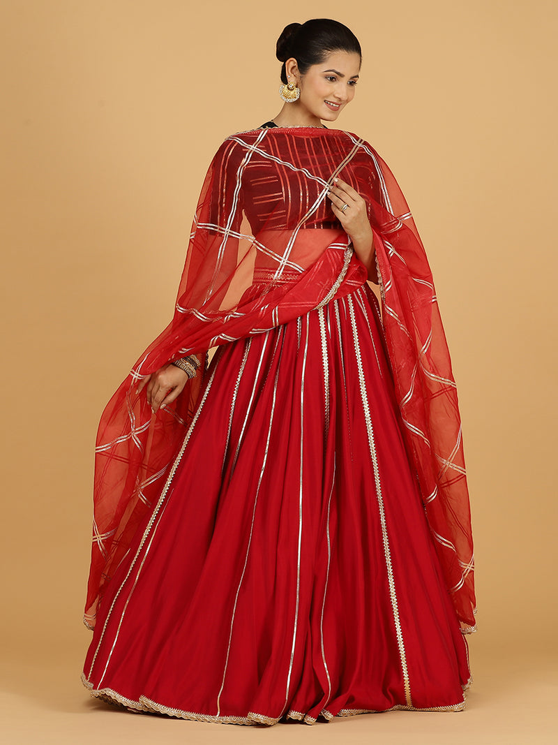 Leela x Tyohaar | Organza Dupatta with Gold Gota Lace-Binks