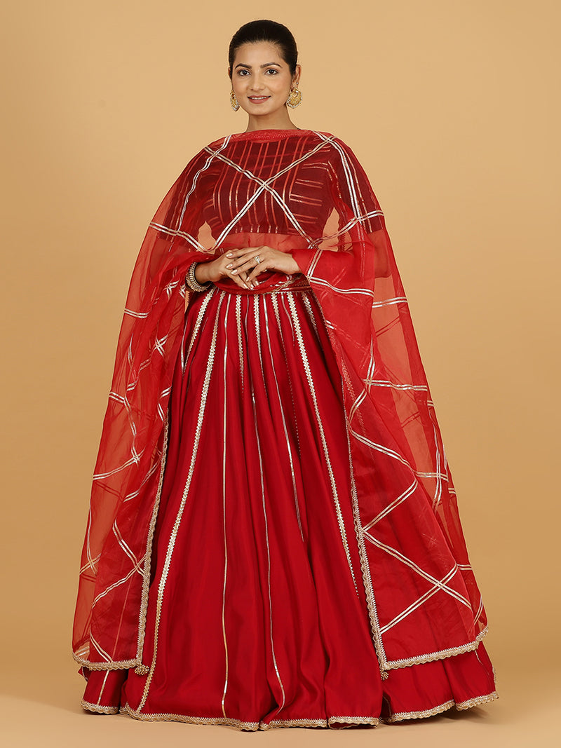 Leela x Tyohaar | Organza Dupatta with Gold Gota Lace-Binks