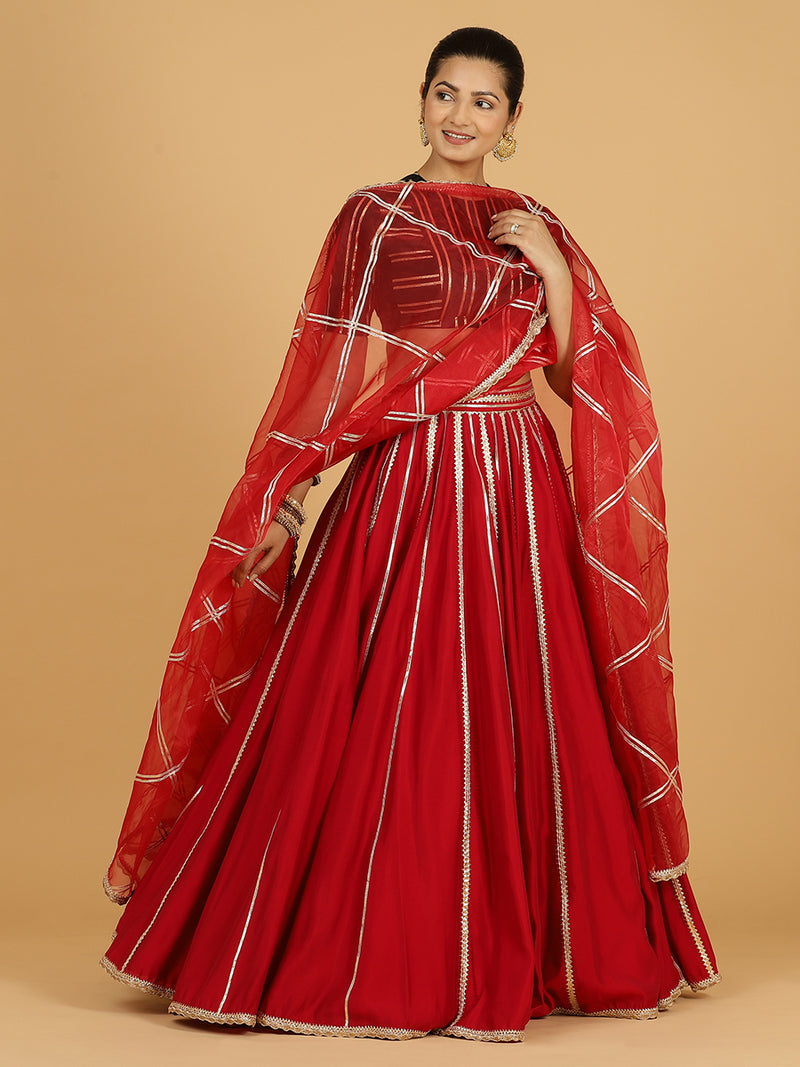 Leela x Tyohaar | Organza Dupatta with Gold Gota Lace-Binks