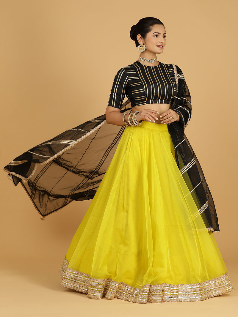 Chandni x Tyohaar | Organza Dupatta with Gold Gota Lace-Binks