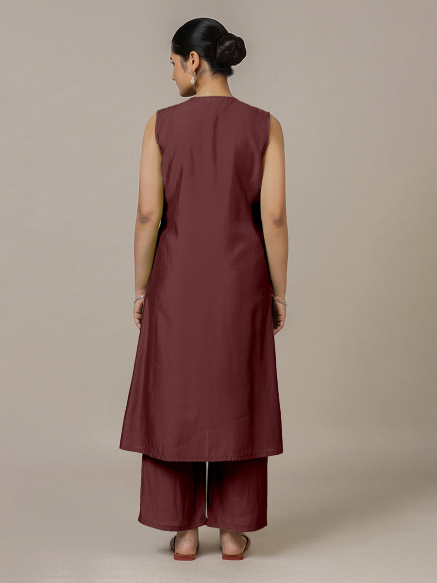 Adah x Rozaana Kurta, in Maroon Viscose, featuring sleeveless and jewel neckline, made for daily & work (view 2).
