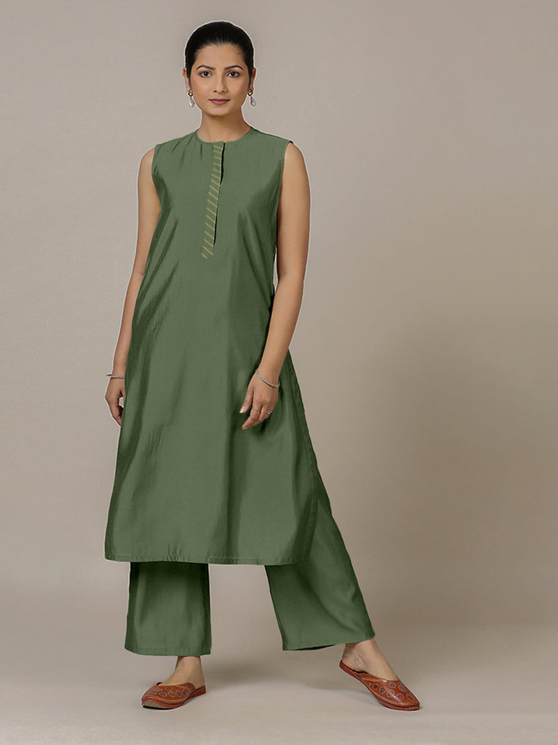 Adah x Rozaana | A Line Kurta in Hunter Green with Thread Work | Coords or Only Kurta-Binks