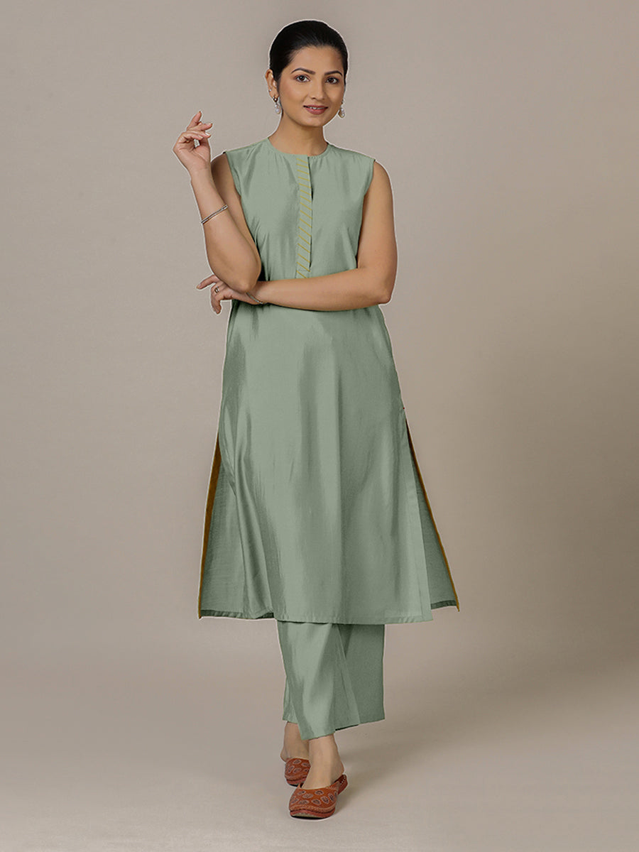 Adah x Rozaana Kurta, in Green Viscose, featuring sleeveless and jewel neckline, made for daily & work (view 6).