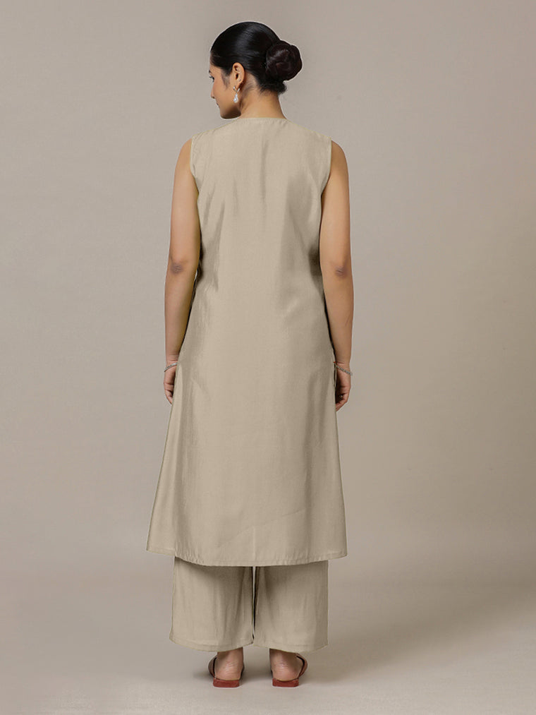 Adah x Rozaana Kurta, in Grey Viscose, featuring sleeveless and jewel neckline, made for daily & work (view 2).
