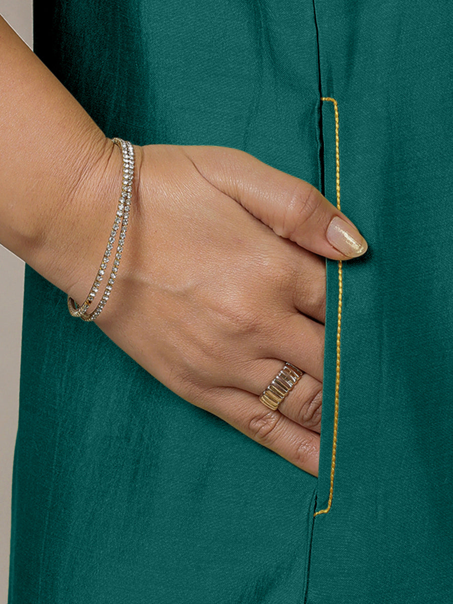Adah x Rozaana Kurta, in Green Viscose, featuring sleeveless and jewel neckline, made for daily & work (view 5).