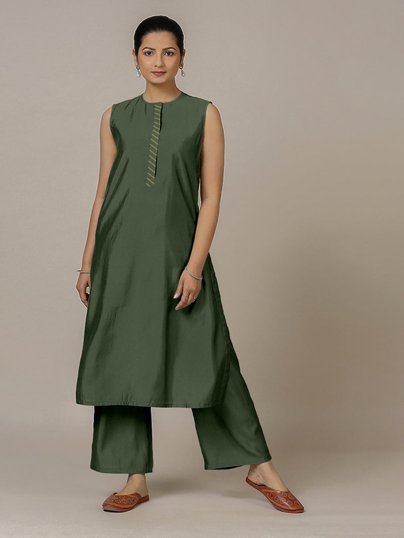 Adah x Rozaana | A Line Kurta in Pine Green with Thread Work | Coords or Only Kurta-Binks