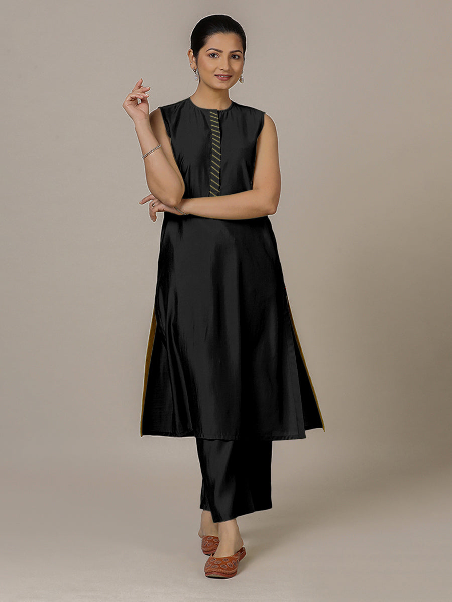 Adah x Rozaana Kurta, in Black Viscose, featuring sleeveless and jewel neckline, made for daily & work (view 7).