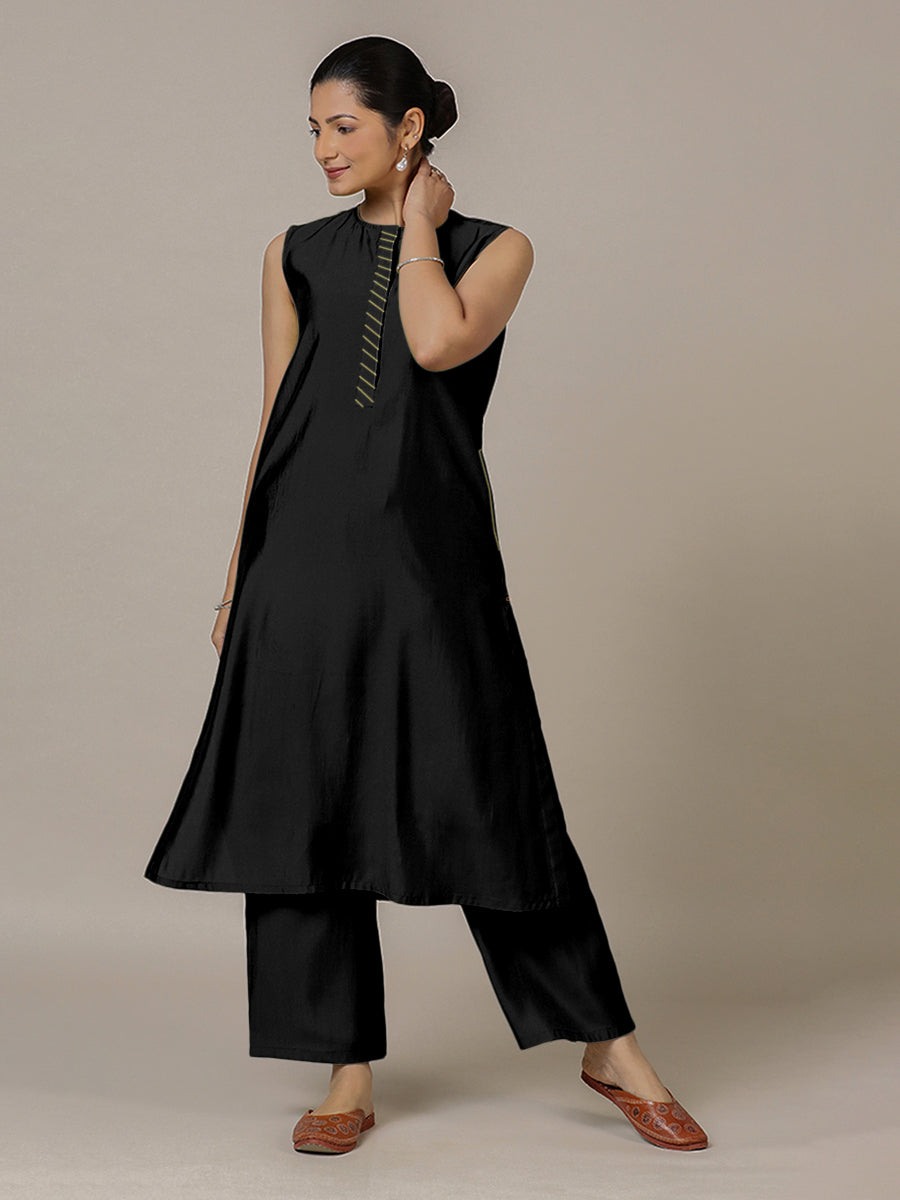 Adah x Rozaana Kurta, in Black Viscose, featuring sleeveless and jewel neckline, made for daily & work (view 8).