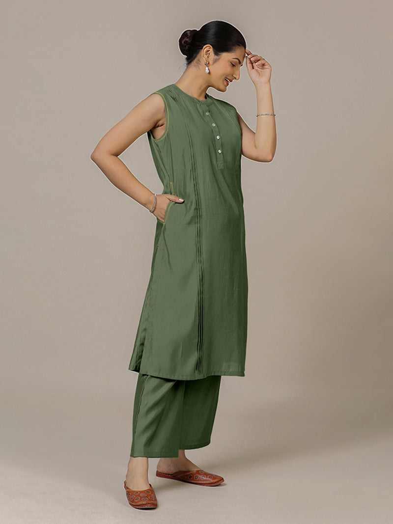 Alina x Rozaana | A Line Kurta in Hunter Green with Thread Work | Coords or Only Kurta-Binks