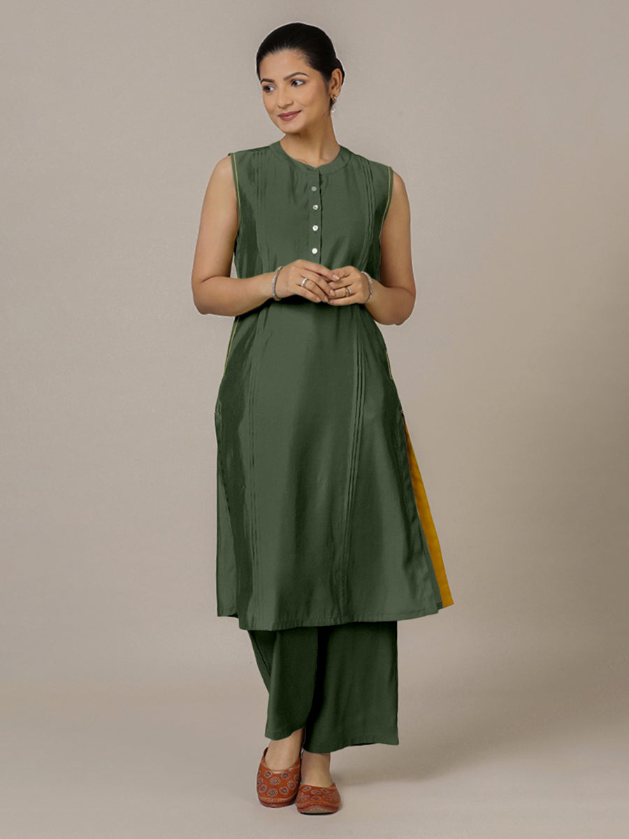 Alina x Rozaana Kurta, in Green Viscose, featuring sleeveless and flat collar neckline, made for daily & work (view 7).