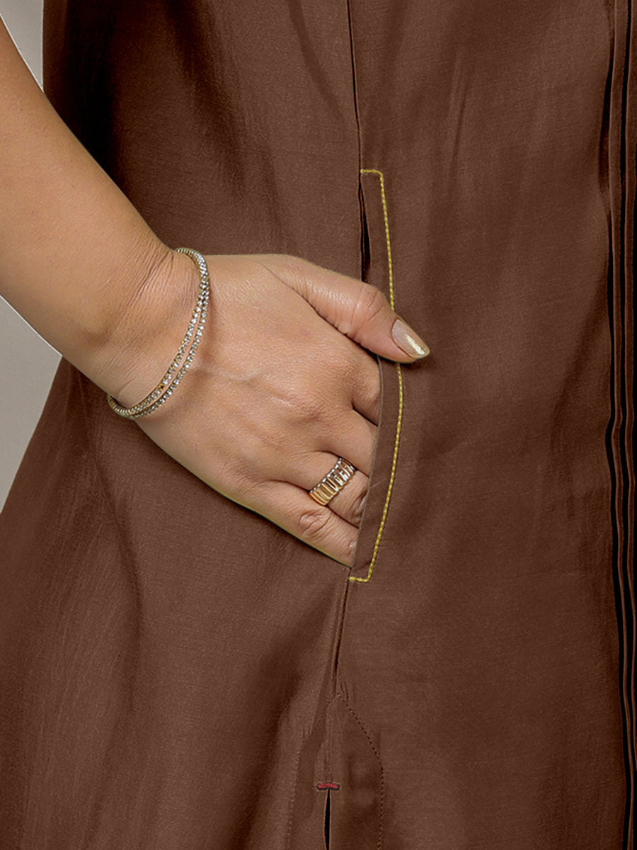 Alina x Rozaana Kurta, in Brown Viscose, featuring sleeveless and flat collar neckline, made for daily & work (view 4).