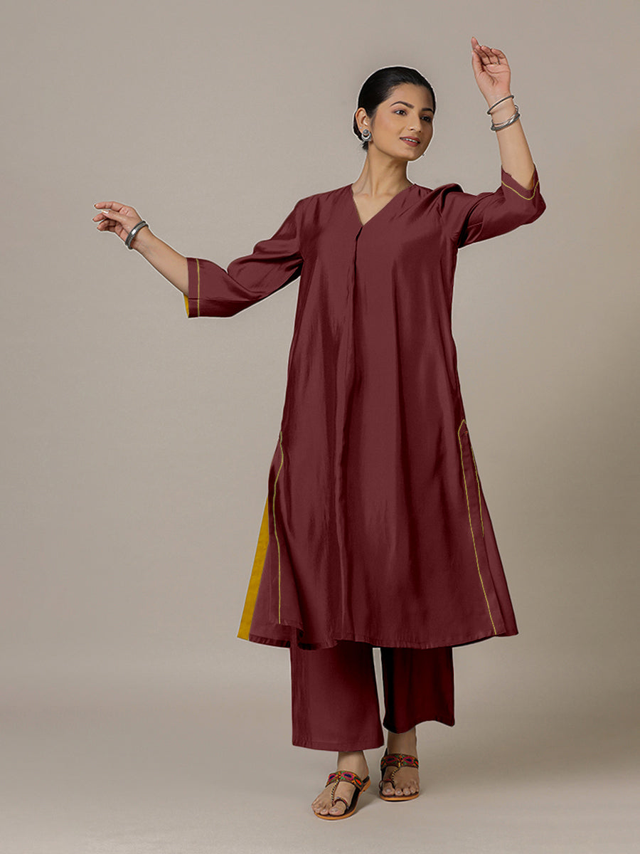 Alisha x Rozaana Kurta, in Maroon Viscose, featuring three quarter sleeves and v-neckline, made for daily & work (view 5).