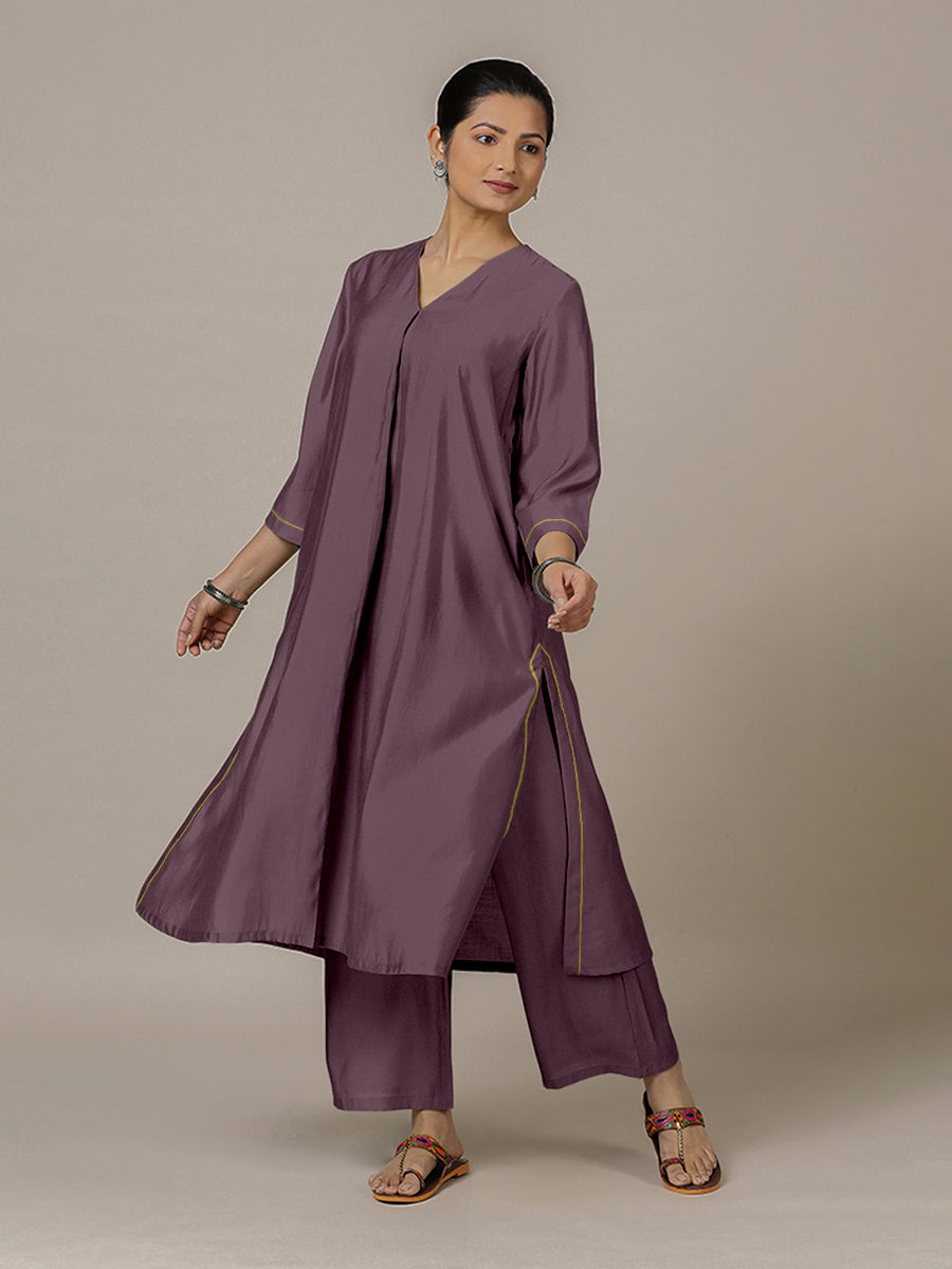 Alisha x Rozaana Kurta, in Purple Viscose, featuring three quarter sleeves and v-neckline, made for daily & work (view 5).
