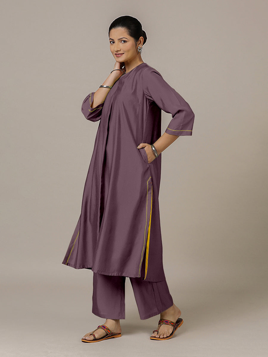Alisha x Rozaana Kurta, in Purple Viscose, featuring three quarter sleeves and v-neckline, made for daily & work (view 8).