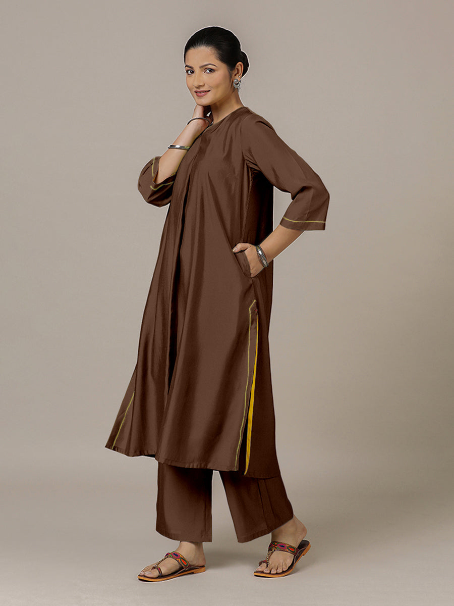 Alisha x Rozaana Kurta, in Brown Viscose, featuring three quarter sleeves and v-neckline, made for daily & work (view 8).
