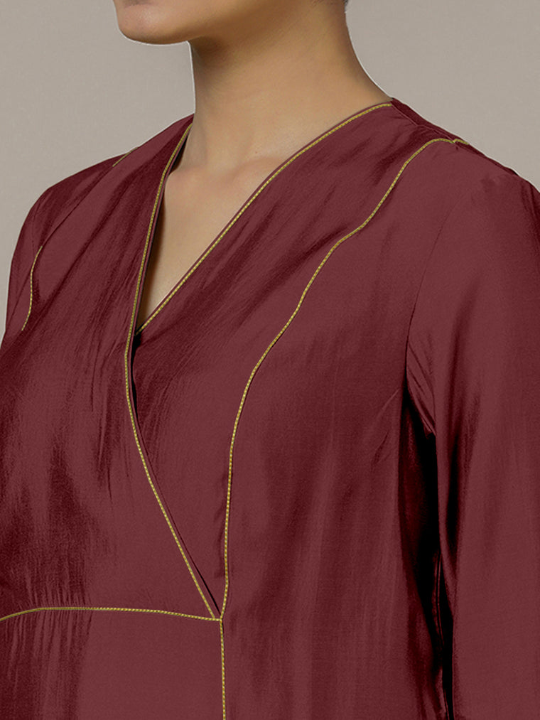 Amal x Rozaana Kurta, in Maroon Viscose, featuring three quarter sleeves and overlap v-neckline, made for daily & work (view 3).
