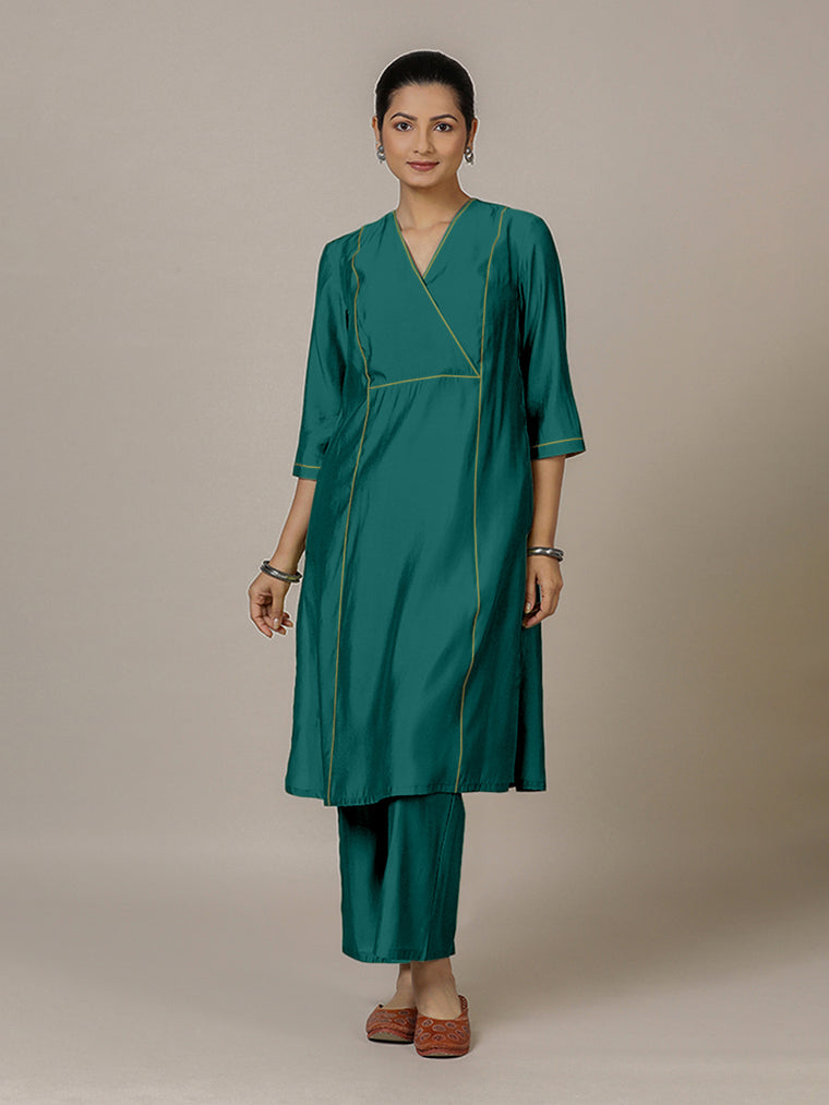 Amal x Rozaana Kurta, in Green Viscose, featuring three quarter sleeves and overlap v-neckline, made for daily & work.