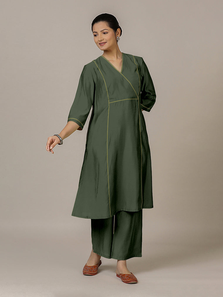 Amal x Rozaana Kurta, in Green Viscose, featuring three quarter sleeves and overlap v-neckline, made for daily & work.