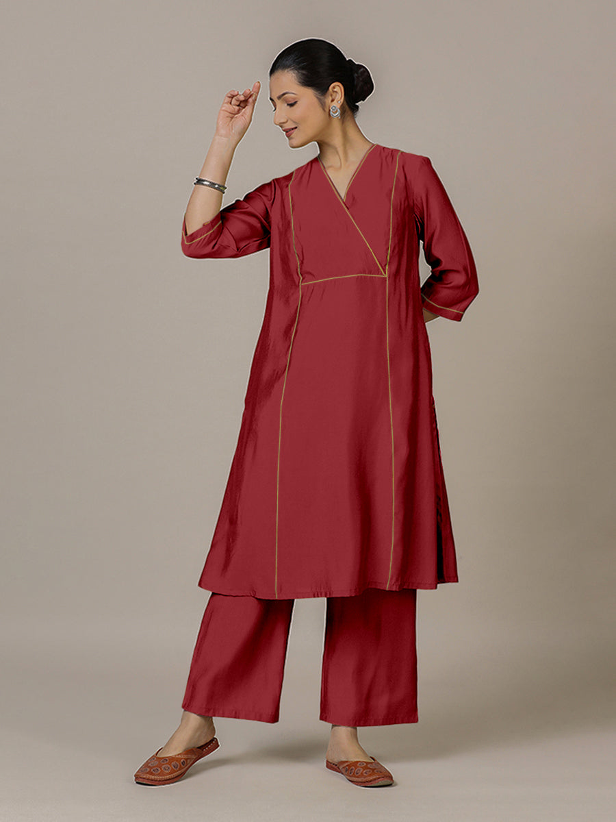 Amal x Rozaana Kurta, in Red Viscose, featuring three quarter sleeves and overlap v-neckline, made for daily & work.