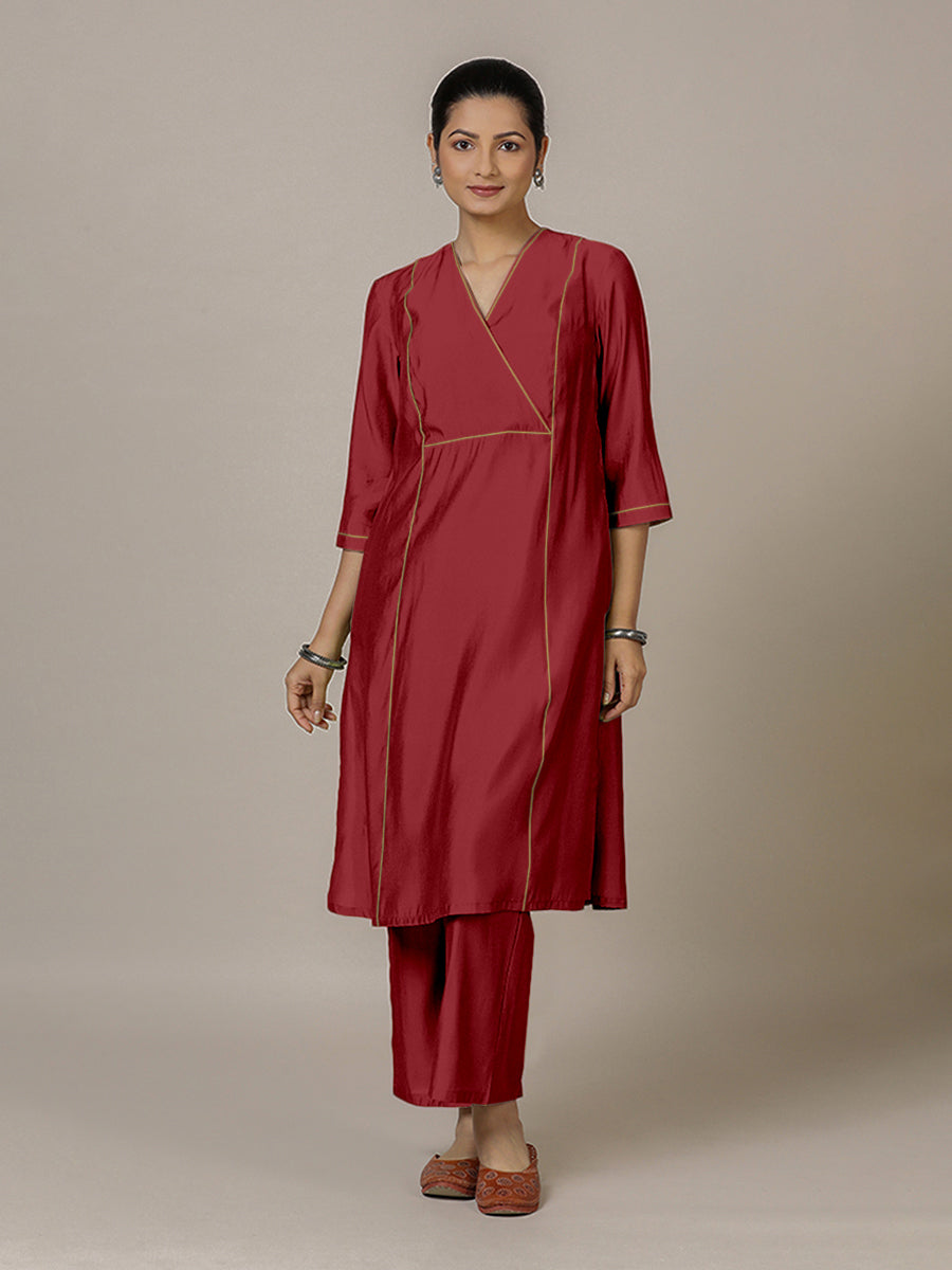 Amal x Rozaana Kurta, in Red Viscose, featuring three quarter sleeves and overlap v-neckline, made for daily & work (view 8).