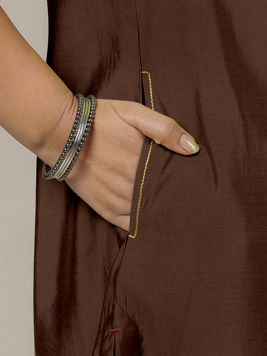Amal x Rozaana Kurta, in Brown Viscose, featuring three quarter sleeves and overlap v-neckline, made for daily & work (view 4).