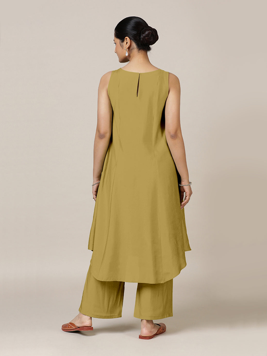 Anoki x Rozaana Kurta, in Yellow Viscose, featuring sleeveless and boat neckline, made for daily & work (view 2).