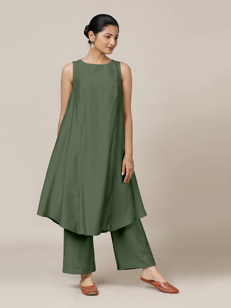 Anoki x Rozaana | A Line Kurta in Hunter Green with Thread Work | Coords or Only Kurta-Binks