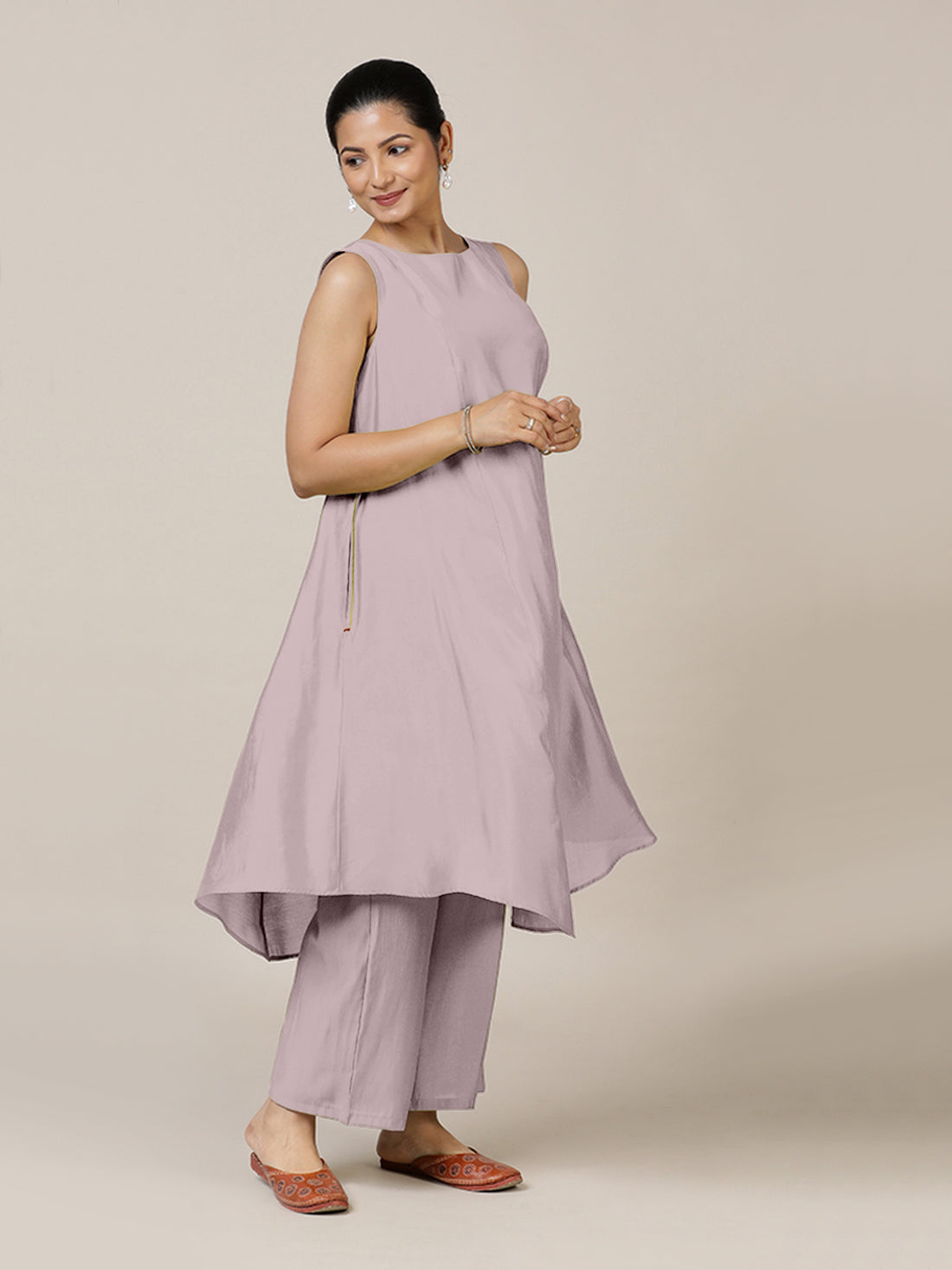 Anoki x Rozaana Kurta, in Purple Viscose, featuring sleeveless and boat neckline, made for daily & work (view 7).