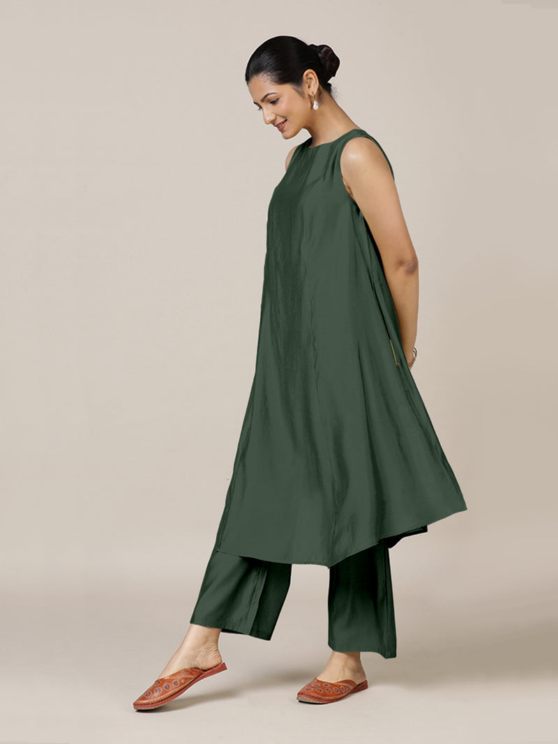 Anoki x Rozaana | A Line Kurta in Pine Green with Thread Work | Coords or Only Kurta-Binks